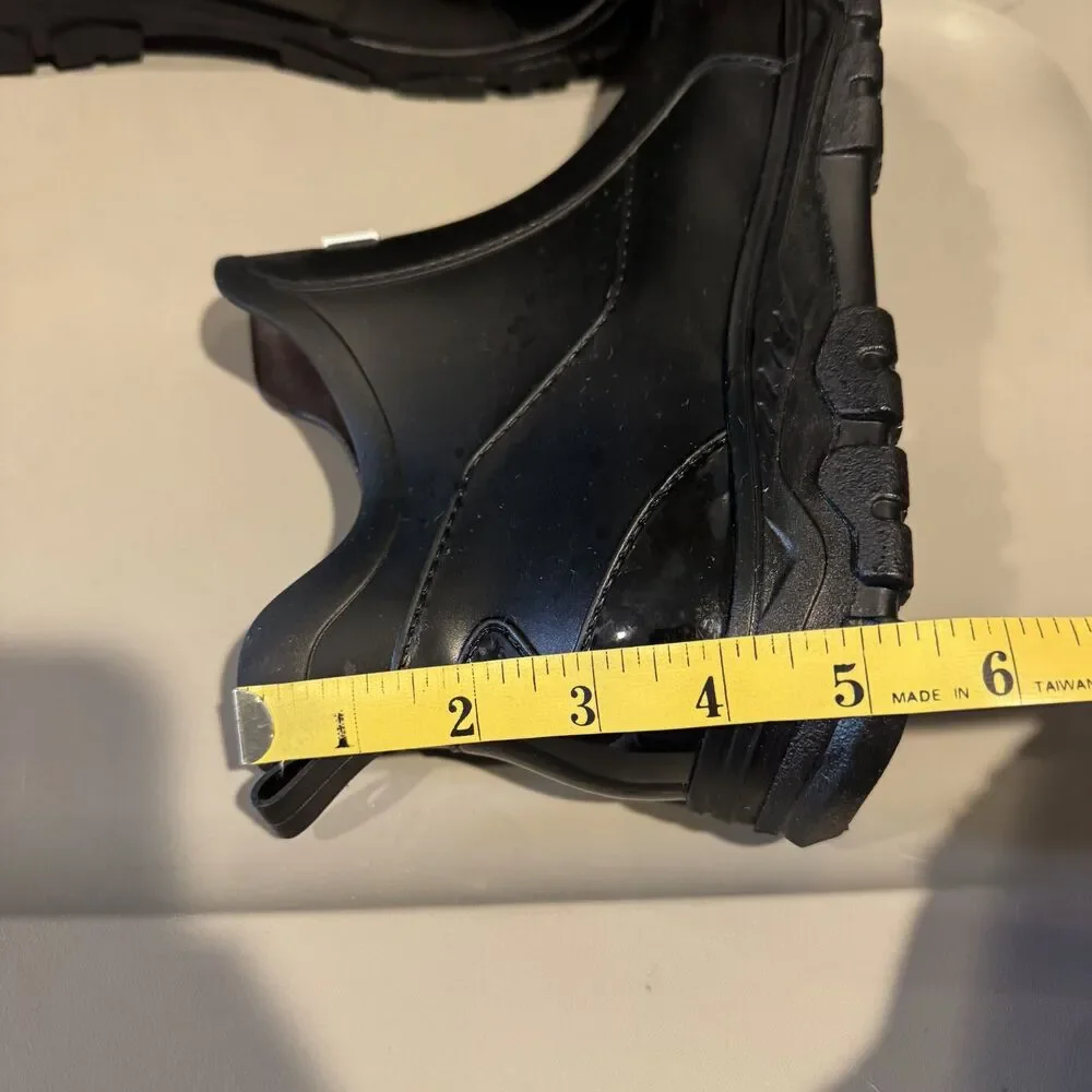 Albicker rain boots